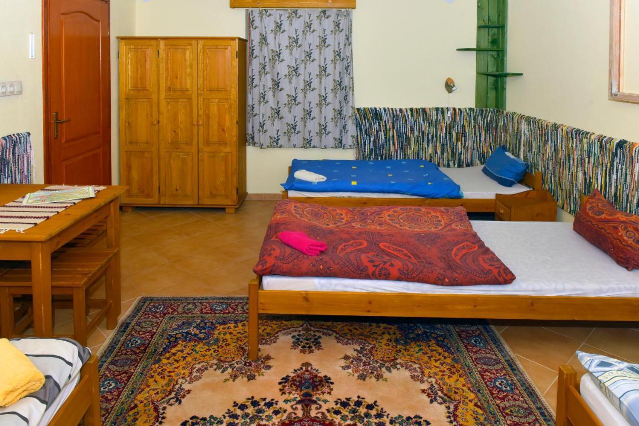 Nyakiglab Villa Szegi Exterior foto